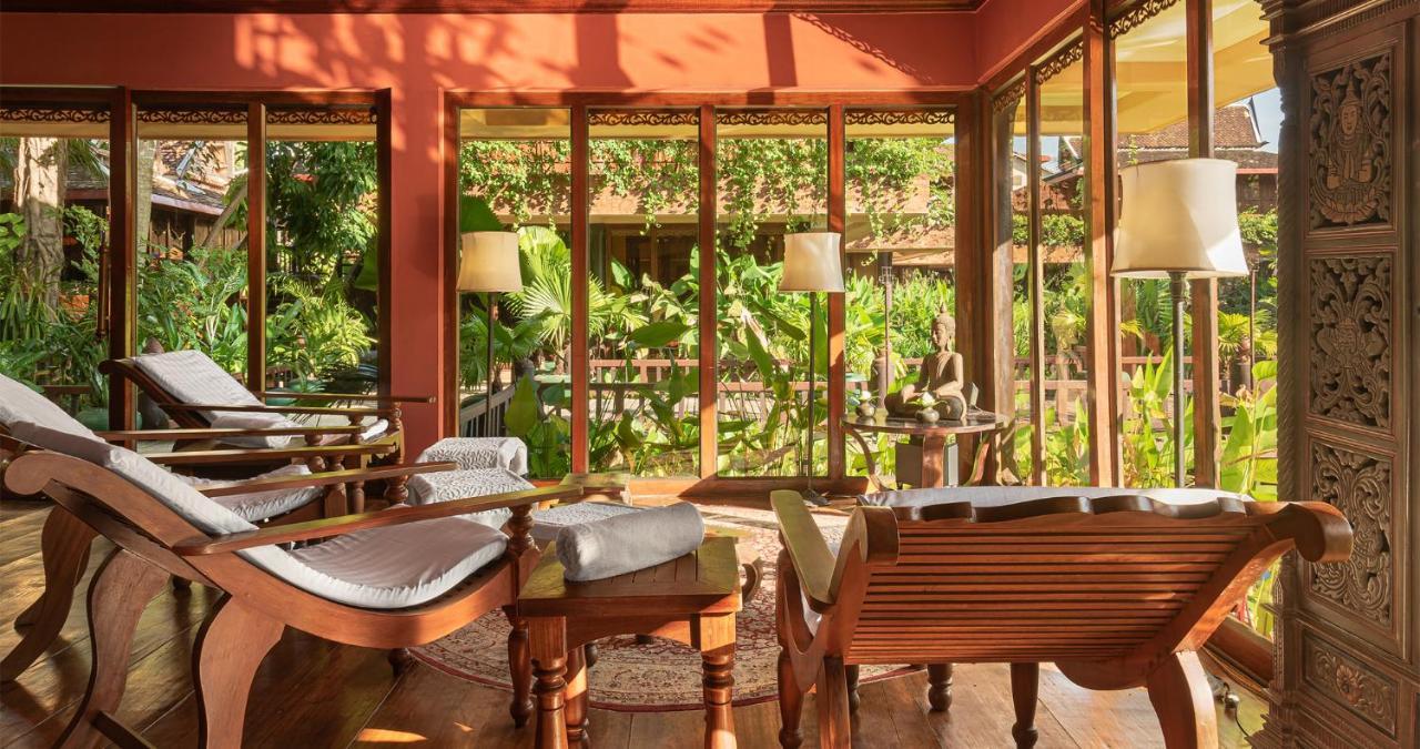 Angkor Village Hotel - Small Luxury Hotels Of The World Siem Reap Exterior foto The restaurant at the hotel