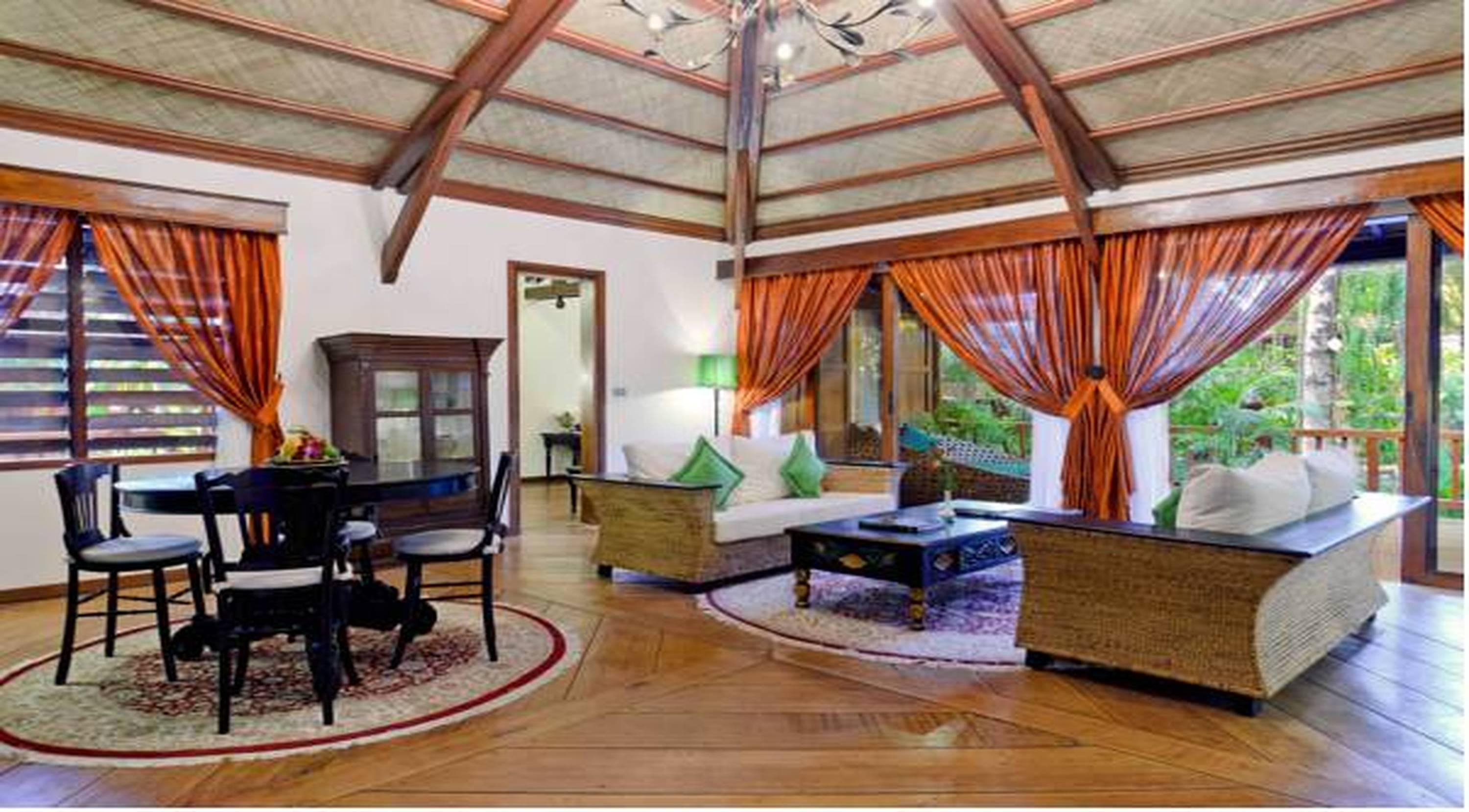 Angkor Village Hotel - Small Luxury Hotels Of The World Siem Reap Exterior foto Interior of a villa