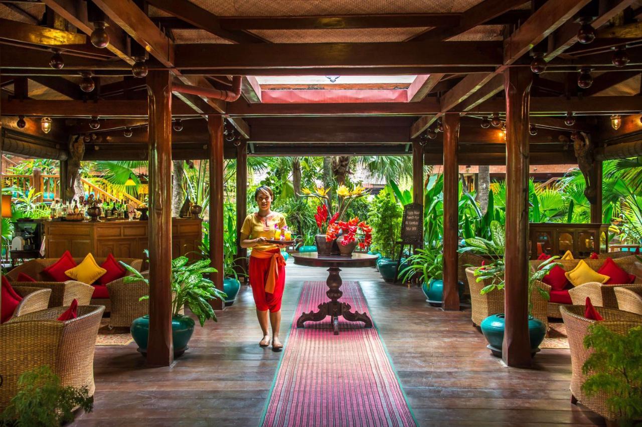 Angkor Village Hotel - Small Luxury Hotels Of The World Siem Reap Exterior foto The interior of the restaurant