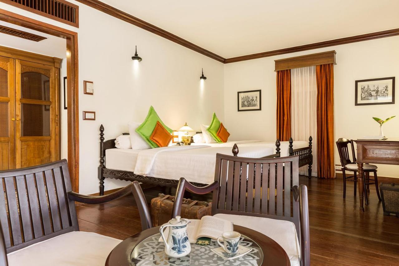 Angkor Village Hotel - Small Luxury Hotels Of The World Siem Reap Exterior foto A room at the hotel